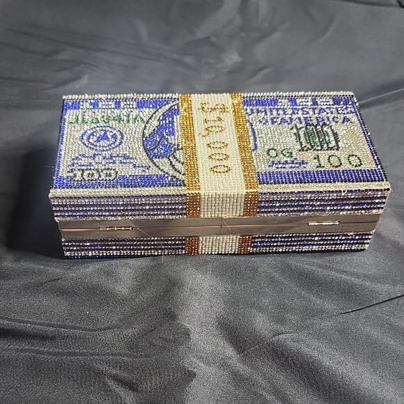 Crystal Money Stack Clutch - Picture 4 of 6